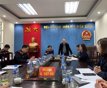 Chi bộ Viện KSND quận Tây Hồ tổ chức kiểm điểm, đánh giá, xếp loại chất...